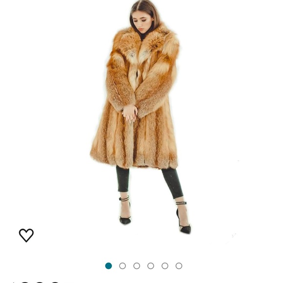 100% REAL Red Wolf Fur Coat - $2500 Resale Value - Picture 4 of 10